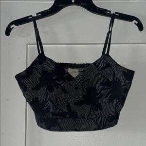 Casual Black and White Crop Top